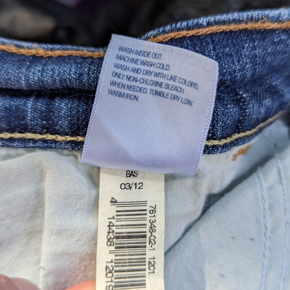 Women's Size 12 Jeans And Shorts Bundle - Picture 4 of 16